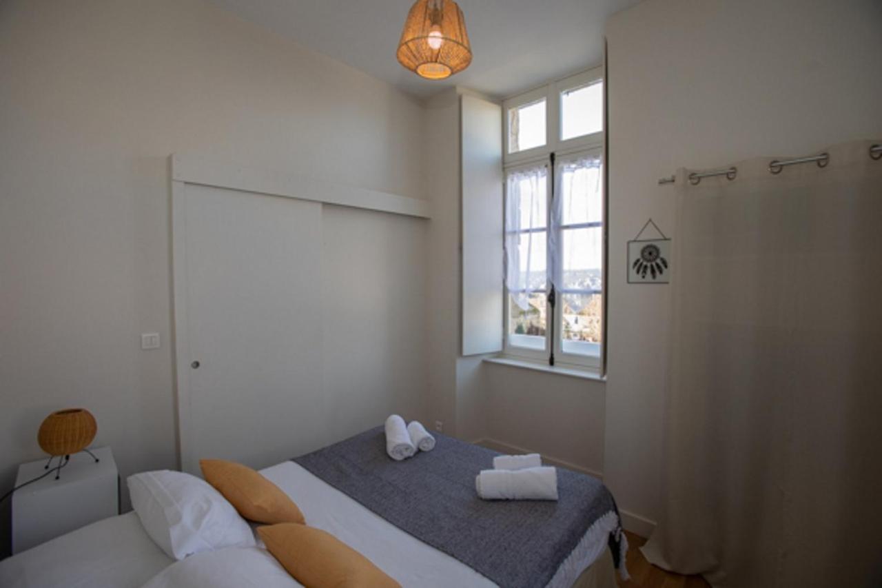 Val Cocherel - Hotel Le Challonge Dinan Eksteriør billede